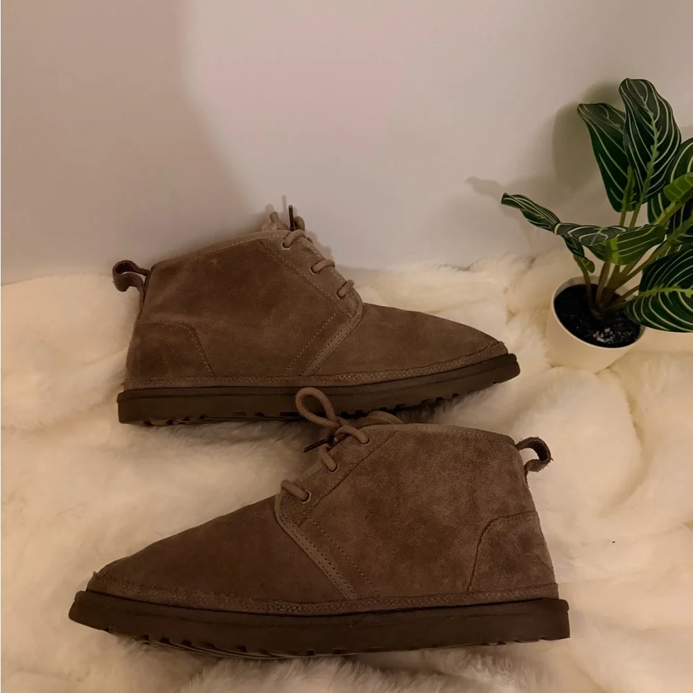 UGG Men's Brown Suede Chukka Boots